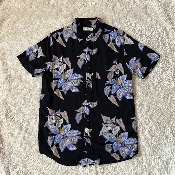 PacSun Hawaiian Shirt Mens Large Black Button Up Short Sleeve Floral Size S - Picture 1 of 11